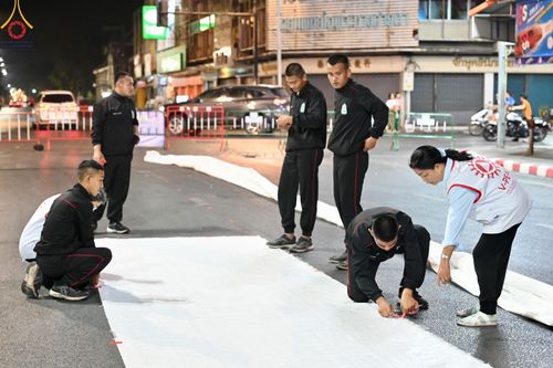 ภาพ No.126765:V.30 เต็มที่ เพื่อโคราช การเตรียมงาน ปฏิบัติงาน และเก็บงาน ของเจ้าหน้าที่หน่วยงานต่างๆ ทุกภาคส่วน เพื่อพิธีทำบุญเมืองนครราชสีมา ฉลอง 556 ปี ตักบาตรพระ 10,000 รูป ในวันเสาร์ที่ 2 มีนาคม พ.ศ.2567 ณ อนุสาวรีย์ท้าวสุรนารี จ.นครราชสีมา จัดโดย คณะสงฆ์จังหวัดนค