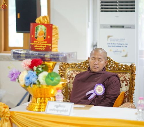 ภาพ No.261466:วันที่ 26 ตุลาคม พ.ศ. 2568 พิธีทอดกฐินสามัคคีไทย-เมียนมา บูชาธรรมอายุวัฒนมงคล 81 ปี หลวงพ่อธมฺมชโย ณ วัดมินจาวน์ ประเทศสาธารณรัฐแห่งสหภาพเมียนมา 