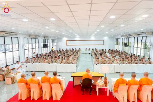 ภาพ No.176584:ชมรมกำนัน ผู้ใหญ่บ้านฯ อ.คลองหลวง ทอดผ้าป่าสมทบโครงการกฐินสามัคคีทั่วไทย 30,000 วัด วันที่ 4 พฤศจิกายน พ.ศ. 2567 ณ วัดพระธรรมกาย อ.คลองหลวง จ.ปทุมธานี