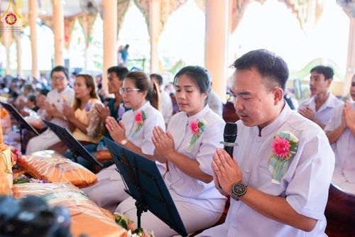 ภาพ No.166651:พิธีทอดกฐิน ณ วัดโพธิ์ไทร อ.เกษตรสมบูรณ์ จ.ชัยภูมิ ในโครงการกฐินสามัคคีทั่วไทย 30,000 วัด บูชาธรรม 80 ปี หลวงพ่อธัมมชโย โดยคณะศิษยานุศิษย์วัดพระธรรมกาย วันที่ 23 ตุลาคม พ.ศ. 2567