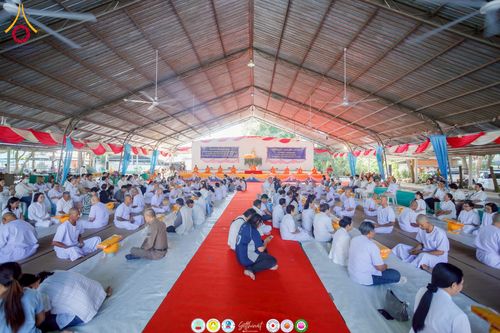 ภาพ No.276506:วันพุธที่ 3 ธันวาคม  พ.ศ. 2568 โครงการอุปสมบทหมู่ รุ่นบูชาธรรมมหาปูชนียาจารย์ 2568 ศูนย์อบรมเยาวชนผาสุกวานิช จังหวัดราชบุรี