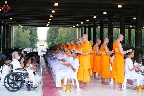 ภาพ No.143938:พิธีตัดปอยผมและปลงผมธรรมทายาท รุ่นเข้าพรรษา ณ มหาวิหารคด คอร์ 16 วัดพระธรรมกาย วันอาทิตย์ที่ 7 กรกฎาคม พ.ศ. 2567