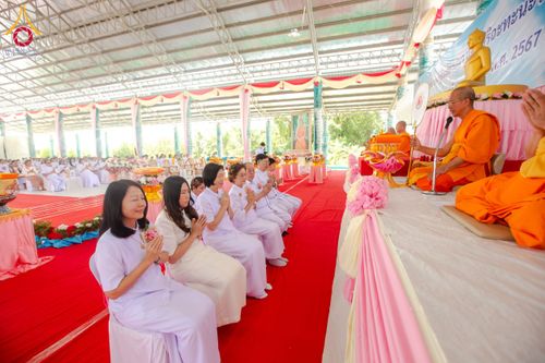 ภาพ No.175112:พิธีทอดกฐินสถาปนา แผ่นสิริฉะทะนะรัสมี(หลังคา) อาคาร 80 ปี หลวงพ่อธัมมชโย ณ ศูนย์ปฏิบัติธรรมวิหารแดง จ.สระบุรี วันเสาร์ที่ 9 พฤศจิกายน พ.ศ. 2567