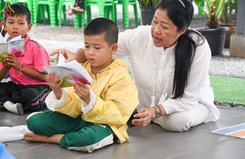 ภาพ No.106870:วันรวมพลังเด็กดี V-Star ผู้นำฟื้นฟูศีลธรรมโลก ยะลา ณ ศูนย์ปฏิบัติธรรมและอบรมเยาวชนเมืองยะลา วันที่ 27 ธันวาคม พ.ศ. 2566