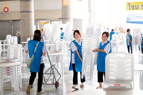 ภาพ No.217618:วันที่ 2-14 เมษายน พ.ศ. 2568 เจ้าหน้าที่เตรียมงานวันคุ้มครองโลก ชุดที่ 1 วัดพระธรรมกาย จ.ปทุมธานี