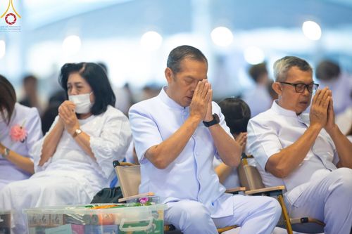 ภาพ No.205849:พิธีตักบาตร และ พิธีบูชาข้าวพระ ในวันอาทิตย์ต้นเดือน 2 กุมภาพันธ์ พ.ศ. 2568 ณ สภาธรรมกายสากล วัดพระธรรมกาย