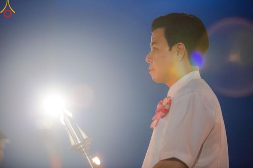 ภาพ No.160577:พิธีจุดประทีป 20,000 ดวง บูชาพระมหาธรรมกายเจดีย์ และบูชาพระมงคลเทพมุนี (สด จนฺทสโร) พระผู้ปราบมาร ณ ลานธรรม พระมหาธรรมกายเจดีย์ วัดพระธรรมกาย จ.ปทุมธานี วันที่ 10 ตุลาคม พ.ศ. 2567