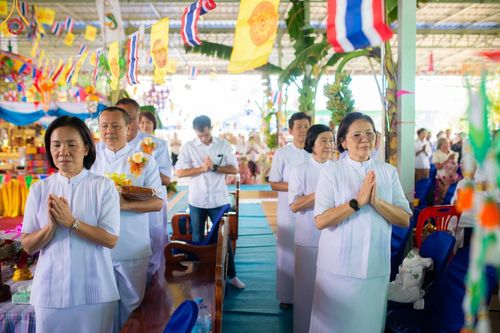 ภาพ No.165405:พิธีทอดกฐิน ณ วัดพุทธิสารโนนทอง อ.คอนสวรรค์ จ.ชัยภูมิ ในโครงการกฐินสามัคคีทั่วไทย 30,000 วัด บูชาธรรม 80 ปี หลวงพ่อธัมมชโย โดยคณะศิษยานุศิษย์วัดพระธรรมกาย วันที่ 21 ตุลาคม พ.ศ. 2567