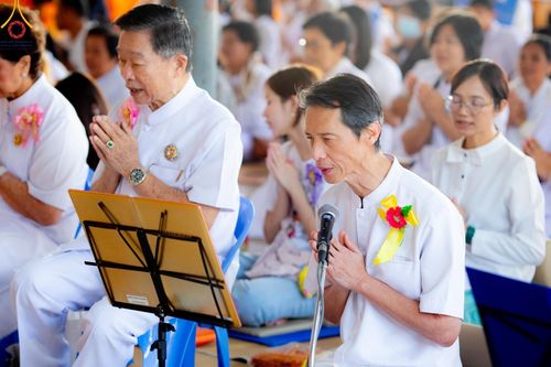 ภาพ No.189307:พิธีทอดผ้าป่าทำนุบำรุงศาสนสถาน ในโครงการธรรมยาตรา กตัญญูบูชา มหาปูชนียาจารย์ พระมงคลเทพมุนี(สด จนฺทสโร) พระผู้ปราบมาร อนุสรณ์สถาน 7 แห่ง ปีที่ 13 ณ วัดใหม่นพรัตน์  ต.เนินพระปรางค์ อ.สองพี่น้อง จ.สุพรรณบุรี วันที่ 5 มกราคม พ.ศ. 2568