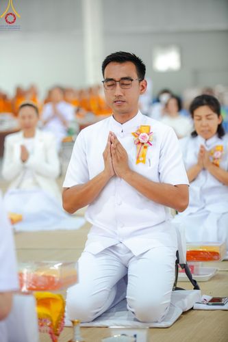 ภาพ No.169761:พิธีถวายภัตตาหารเมนูสวรรค์ "เพื่อการบรรลุธรรม" เนื่องในวันลอยกระทง (ขึ้น 15 ค่ำ เดือน 12) วันศุกร์ที่ 15 พฤศจิกายน พ.ศ. 2567 ณ หอฉันคุณยายอาจารย์ฯ วัดพระธรรมกาย