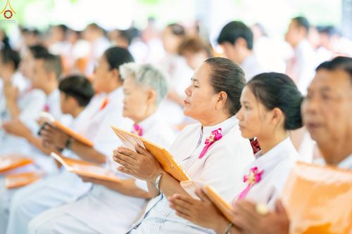 ภาพ No.241800:วันเสาร์ที่ 23 สิงหาคม พ.ศ. 2568 ปฐมผ้าป่าสถาปนาองค์พระเจดีย์ "ซื้อดินปรับพื้นที่ลานธรรม รองรับองค์พระเจดีย์เพื่อสร้างสันติภาพโลก" ณ ศูนย์ปฏิบัติธรรมระยอง (บ้านช่องลม)