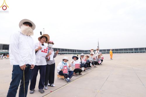 ภาพ No.122388:V.23 อีกนิด การเตรียมงาน เก็บงาน การรับบุญของเจ้าหน้าที่หน่วยงานต่างๆ เพื่อโครงการธรรมยาตรา ปีที่ 12 ระหว่างวันที่ 2 - 31 มกราคม พ.ศ. 2567