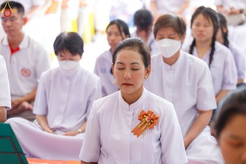 ภาพ No.196708:พิธีทอดผ้าป่าทำนุบำรุงศาสนสถาน ณ วัดสิงห์ ต.บางคูเวียง อ.บางกรวย จ.นนทบุรี ในโครงการธรรมยาตรา กตัญญูบูชา มหาปูชนียาจารย์ พระมงคลเทพมุนี(สด จนฺทสโร) พระผู้ปราบมาร อนุสรณ์สถาน 7 แห่ง ปีที่ 13 วันที่ 17 มกราคม พ.ศ. 2568