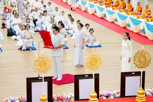 ภาพ No.232507:วันอาทิตย์ที่ 6 กรกฏาคม พ.ศ. 2568 พิธีมุทิตาสักการะพระครูสัญญาบัตร ปีพุทธศักราช 2568 ณ ห้องแก้วสารพัดนึก2 สภาธรรมกายสากล วัดพระธรรมกาย