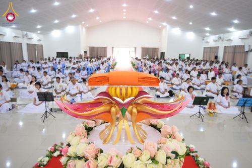 ภาพ No.166432:พิธีทอดกฐิน ณ ศูนย์ปฏิบัติธรรมสระบุรี ในโครงการกฐินสามัคคีทั่วไทย 30,000 วัด บูชาธรรม 80 ปี หลวงพ่อธัมมชโย โดยคณะศิษยานุศิษย์วัดพระธรรมกาย วันที่ 20 ตุลาคม พ.ศ. 2567