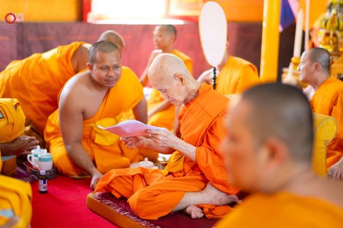 ภาพ No.101131:พิธีอุปสมบทหมู่ ในโครงการอุปสมบทบูชาธรรม มหาปูชนียาจารย์ พ.ศ. 2566 ณ วัดท่าเกวียน อำเภอพนมสารคาม จังหวัดฉะเชิงเทรา วันที่ 5 ธันวาคม พ.ศ. 2566