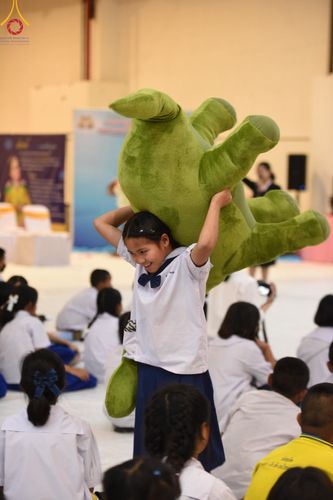 ภาพ No.102325:วันรวมพลังเด็กดี ผู้นำฟื้นฟูศีลธรรมโลก จังหวัดสระบุรี ณ ห้างทวีกิจคอมเพล็กซ์  อ.เมือง จ.สระบุรี วันพุธที่ 13 ธันวาคม พ.ศ. 2566