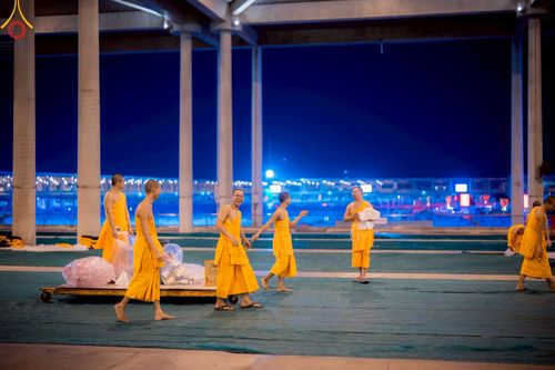 ภาพ No.220571:วันที่ 22 - 25 เมษายน พ.ศ. 2568 การต้อนรับพักค้างพระสังฆาธิการ และการเก็บงานพักค้าง เพื่องานวันคุ้มครองโลก ณ วัดพระธรรมกาย