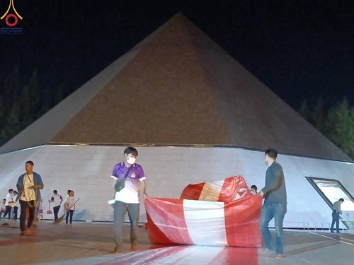 ภาพ No.108256:V.5 ทุ่มพลัง การเตรียมงาน เก็บงาน การรับบุญของเจ้าหน้าที่หน่วยงานต่างๆ เพื่อโครงการธรรมยาตรา กตัญญูบูชามหาปูชนียาจารย์ พระมงคลเทพมุนี (สด จนฺทสโร) พระผู้ปราบมาร อนุสรณ์สถาน 7 แห่ง ปีที่ 12 ระหว่างวันที่ 2 - 31 มกราคม พ.ศ. 2567