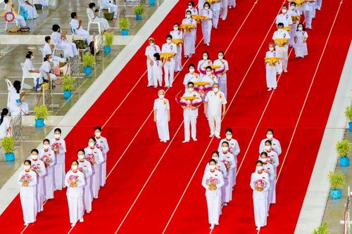 ภาพ No.88944:พิธีทอดผ้าป่าสมทบกฐินครั้งที่ 2 วันศุกร์ที่ 29 กันยายน พ.ศ. 2566 วันเพ็ญขึ้น 15 ค่ำ เดือน 10 ณ ห้องแก้วสารพัดนึก 1 วัดพระธรรมกาย