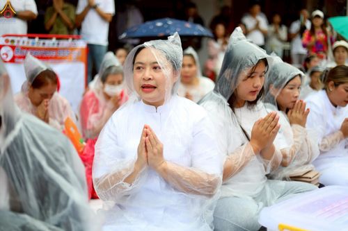 ภาพ No.245243:วันอาทิตย์ที่ 14 กันยายน พ.ศ. 2568 ตักบาตรพระ 555 รูป มหากุศล  น้อมถวายเป็นพุทธบูชา ณ หอนาฬิกาเบตง อ.เบตง จ.ยะลา