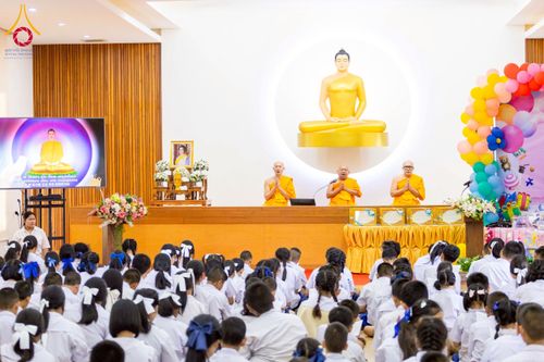 ภาพ No.272439:วันที่ 19 พฤศจิกายน พ.ศ. 2568 รวมพลังเด็กดี V-Star ผู้นำฟื้นฟูศีลธรรมโลก ประจำปี 2568 จังหวัดจันทบุรี