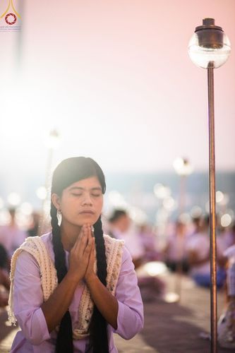 ภาพ No.77188:พิธีจุดมาฆประทีป ในวันมาฆบูชา อาทิตย์ต้นเดือนที่ 6 มีนาคม พ.ศ. 2566 ณ วัดพระธรรมกาย อ.คลองหลวง จ.ปทุมธานี