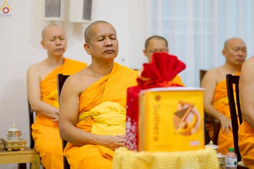 ภาพ No.232938:วันที่ 8  กรกฏาคม พ.ศ. 2568 สัมมนาคณะสงฆ์โซนภาคตะวันตก เพื่อฟื้นฟูพระพุทธศาสนา โครงการทอดกฐิน 30,000 วัดทั่วไทย ประจำปีพุทธศักราช 2568 ณ ศูนย์ปฏิบัติธรรมพระมงคลเทพมุนี อ.สองพี่น้อง จ.สุพรรณบุรี