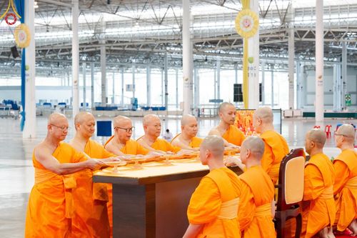 ภาพ No.182763:พิธีปฎิบัติธรรมและพิธีรับมอบต้นสมบัติจักรพรรดิ วันอาทิตย์ที่ 15 ธันวาคม พ.ศ. 2567 ณ สภาธรรมกายสากล วัดพระธรรมกาย