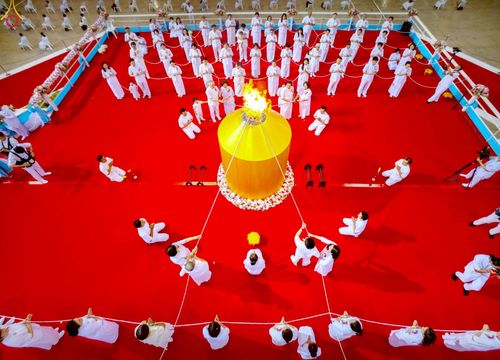 ภาพ No.240196:วันอาทิตย์ที่ 24 สิงหาคม พ.ศ. 2568 งานบุญวันอาทิตย์ พิธีจุดเทียนใจ ไฟนิรันด์ อนันตชัย ณ วัดพระธรรมกาย จ.ปทุมธานี