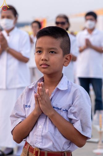 ภาพ No.121968:พิธีจุดประทีปถวายเป็นพุทธบูชา และบูชาธรรมมหาปูชนียาจารย์ พระมงคลเทพมุนี(สด จนฺทสโร) ในโครงการธรรมยาตรา กตัญญูบูชา มหาปูชนียาจารย์ พระมงคลเทพมุนี(สด จนฺทสโร) พระผู้ปราบมาร อนุสรณ์สถาน 7 แห่ง ปีที่ 12 วันที่ 31 มกราคม พ.ศ. 2567 ณ วัดพระธรรมกาย จ.ปทุมธานี