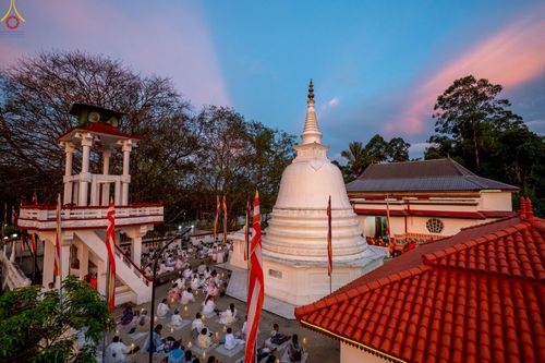 ภาพ No.229950:วันที่ 4 และ 12 พฤษภาคม พ.ศ. 2568 พิธีจุดวิสาขประทีป ถวายเป็นพุทธบูชา ณ วัดสุภัทรารามา มหาวิหาร เมืองบาดุลลา ประเทศศรีลังกา