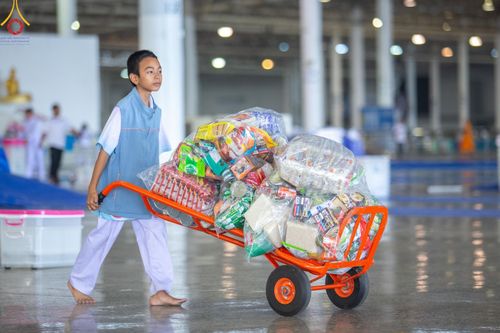 ภาพ No.125358:V.27 มาฆะ สาธุ  การรับบุญเตรียมงาน ปฎิบัติงาน เก็บงาน ของเจ้าหน้าที่หน่วยงานต่างๆ เพื่อวันมาฆบูชา วันเสาร์ที่ 24 กุมภาพันธ์  พ.ศ. 2567 ณ วัดพระธรรมกาย จ.ปทุมธานี