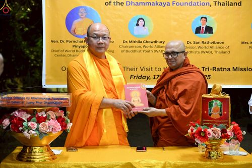 ภาพ No.263448:วันที่ 17 ตุลาคม พ.ศ. 2568 ทอดกฐินสมทบวัดต่างประเทศ ณ ศูนย์เผยแผ่พุทธรัตนะ กรุงเดลลี ประเทศอินเดีย 