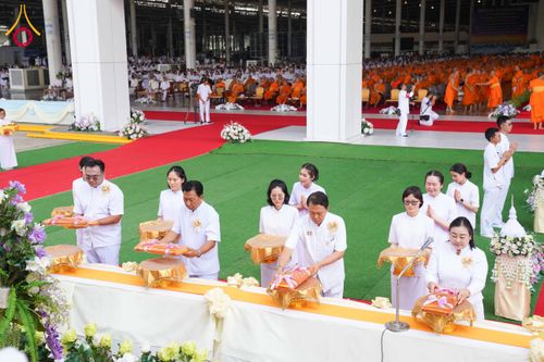 ภาพ No.316579:วันอาทิตย์ที่ 29 มีนาคม พ.ศ. 2569 พิธีทอดผ้าบังสุกุลและพิธีชำระร่าง โยมพ่อณรงค์ จินตมากุล  สิริอายุ 99 ปี 11 เดือน โยมบิดา พระครูปลัดรัตนวีรวัฒน์ (รังสฤษดิ์ อิทฺธิจินตโก) ที่ปรึกษาเจ้าคณะจังหวัดปทุมธานี เจ้าอาวาสวัดพระธรรมกาย  ณ ฌาปนสถานชั่วคราว ทางเข้า 