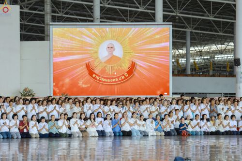 ภาพ No.322210:วันที่ 14 เมษายน พ.ศ.2569 การเตรียมกล่องไทยธรรม วันสุดท้าย เพื่องานถวายมหาสังฆทาน 40,000 กว่าวัดทั่วประเทศ วันคุ้มครองโลก 22 เมษายน พ.ศ.2569 วัดพระธรรมกาย