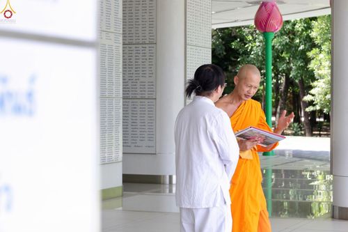 ภาพ No.345148:วันที่ 7 - 19 สิงหาคม พ.ศ.2569 ต้อนรับชาวต่างชาติเยี่ยมชมวัดพระธรรมกาย