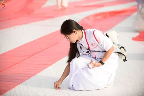 ภาพ No.306732:ภาพเบื้องหลังอาสาสมัครรวมใจ ชุดที่ 5 ในโครงการธรรมยาตรา กตัญญูบูชา มหาปูชนียาจารย์ พระมงคลเทพมุนี(สด จนฺทสโร) พระผู้ปราบมาร อนุสรณ์สถาน 7 แห่ง ปีที่ 14