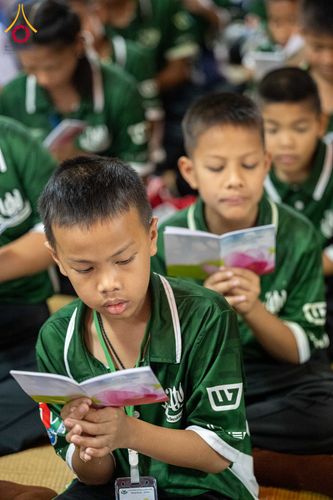 ภาพ No.303698:วันที่ 27 มกราคม พ.ศ. 2569 พิธีทอดผ้าป่าทำนุบำรุงศาสนสถาน ณ วัดตะเคียน อ.บางกรวย จ.นนทบุรี ในโครงการธรรมยาตรา กตัญญูบูชา มหาปูชนียาจารย์ พระมงคลเทพมุนี(สด จนฺทสโร) พระผู้ปราบมาร อนุสรณ์สถาน 7 แห่ง ปีที่ 14