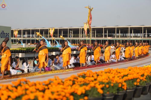 ภาพ No.306046:วันที่ 25 มกราคม พ.ศ. 2569 พิธีต้อนรับพระธรรมยาตรา วัดพระธรรมกาย(ภาพชุดที่ 4) ในโครงการธรรมยาตรา กตัญญูบูชา มหาปูชนียาจารย์ พระมงคลเทพมุนี(สด จนฺทสโร) พระผู้ปราบมาร อนุสรณ์สถาน 7 แห่ง ปีที่ 14