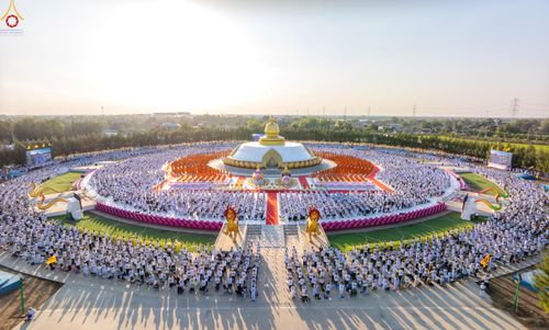 ภาพ No.301922:วันที่ 23 มกราคม พ.ศ. 2569 พิธีจุดประทีปธรรมถวายเป็นพุทธบูชา และบูชาธรรมมหาปูชนียาจารย์  ณ อนุสรณ์สถานลำดับที่ 5 สถานที่เผยแผ่วิชชาธรรมกายครั้งแรก อนุสรณ์สถานบางปลา วัดบางปลา อำเภอบางเลน จังหวัดนครปฐม ในโครงการธรรมยาตรา กตัญญูบูชา มหาปูชนียาจารย์ พระมงคล