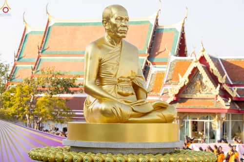 ภาพ No.292919:วันที่ 11 มกราคม พ.ศ. 2569 พิธีต้อนรับพระธรรมยาตรา ณ อนุสรณ์สถานลำดับที่ 3 (ภาพชุดที่ 2) สถานที่เกิดในเพศสมณะ วัดสองพี่น้อง อำเภอสองพี่น้อง จังหวัดสุพรรณบุรี ในโครงการธรรมยาตรา กตัญญูบูชา มหาปูชนียาจารย์ พระมงคลเทพมุนี(สด จนฺทสโร) พระผู้ปราบมาร อนุสรณ์สถ