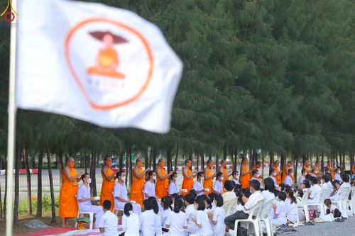 ภาพ No.82595:พิธีตัดปอยผมและปลงผมนาคธรรมทายาท ในโครงการอุปสมบทหมู่ธรรมทายาทพุทธศาสตร์สากล รุ่นที่ 7 (ภาคฤดูฝน) วันอาทิตย์ที่ 11 มิถุนายน พ.ศ. 2566 ณ  วัดพระธรรมกาย