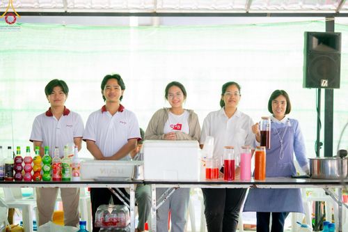 ภาพ No.211137:วันเสาร์ที่ 15 มีนาคม พ.ศ. 2568  การเตรียมงานของเจ้าหน้าที่ เพื่องานฉลองปทุมเจดีย์ ณ ศูนย์อบรมเยาวชนปัตตานี