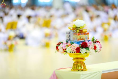 ภาพ No.85765:พิธีถวายคิลานเภสัชและอุปกรณ์การแพทย์ บูชาธรรมเนื่องในวันธรรมชัย วันที่ 19 สิงหาคม พ.ศ. 2566 ณ ห้องแก้วสารพัดนึก วัดพระธรรมกาย