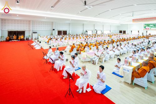 ภาพ No.149425:พิธีทักษิณานุปทานแด่บรรพชนตระกูลผ่องสวัสดิ์ และหมู่ญาติที่ล่วงลับไปแล้ว ประจำปี ครั้งที่ 19 วันพฤหัสบดีที่ 22 สิงหาคม พ.ศ. 2567 ณ พระมหาเจดีย์ทัตตชีโว ศูนย์อบรมเยาวชนกาญจนบุรี