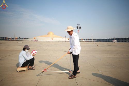 ภาพ No.120842:V.20 เป็นปลื้ม การเตรียมงาน เก็บงาน การรับบุญของเจ้าหน้าที่หน่วยงานต่างๆ เพื่อโครงการธรรมยาตรา กตัญญูบูชา มหาปูชนียาจารย์ พระมงคลเทพมุนี (สด จนฺทสโร) พระผู้ปราบมาร อนุสรณ์สถาน 7 แห่ง ปีที่ 12 ระหว่างวันที่ 2 - 31 มกราคม พ.ศ.2567