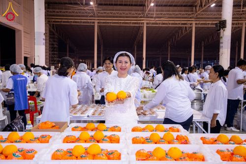 ภาพ No.121559:พิธีถวายภัตตาหารเป็นสังฆทาน แด่คณะพระธรรมยาตรา ปีที่ 12 วันที่ 31 มกราคม พ.ศ. 2567 ณ สภาธรรมกายสากล วัดพระธรรมกาย