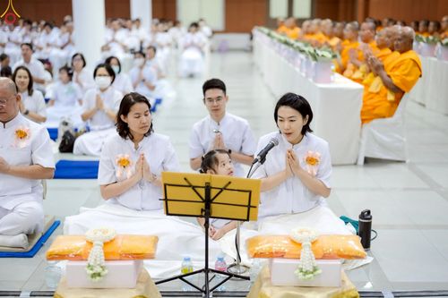 ภาพ No.228213:วันอาทิตย์ที่ 1 มิถุนายน พ.ศ.2568 พิธีถวายมหาสังฆทานพระ 100 รูป สโมสรซุปเปอร์คิดส์ ปีที่ 6 ณ ห้อง SPD 8 สภาธรรมกายสากล วัดพระธรรมกาย