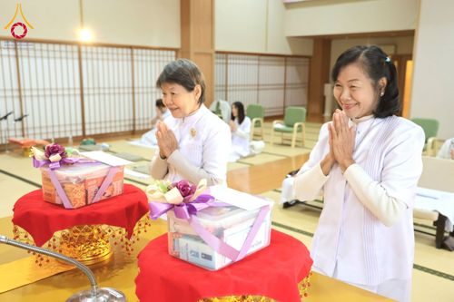 ภาพ No.213429:วันอาทิตย์ที่ 16 มีนาคม พ.ศ. 2568 พิธีบุพเปตพลี, ถวายภัตตาหาร, ปล่อยปลา วัดพระธรรมกายคานากาว่า ประเทศญี่ปุ่น